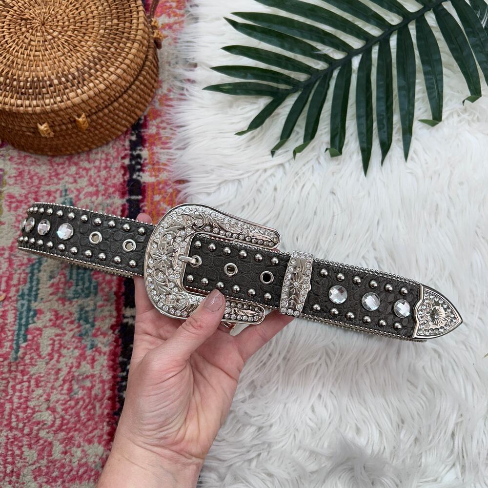 $88 Blazin Roxx Rhinestone Leather Belt Small Western Cowgirl Nashville Gray